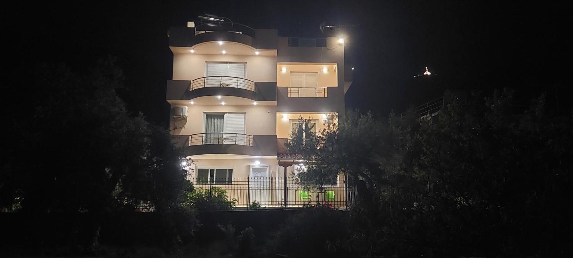 Anna House เดอร์มี ภายนอก รูปภาพ